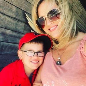 Meet your Posher, Brook